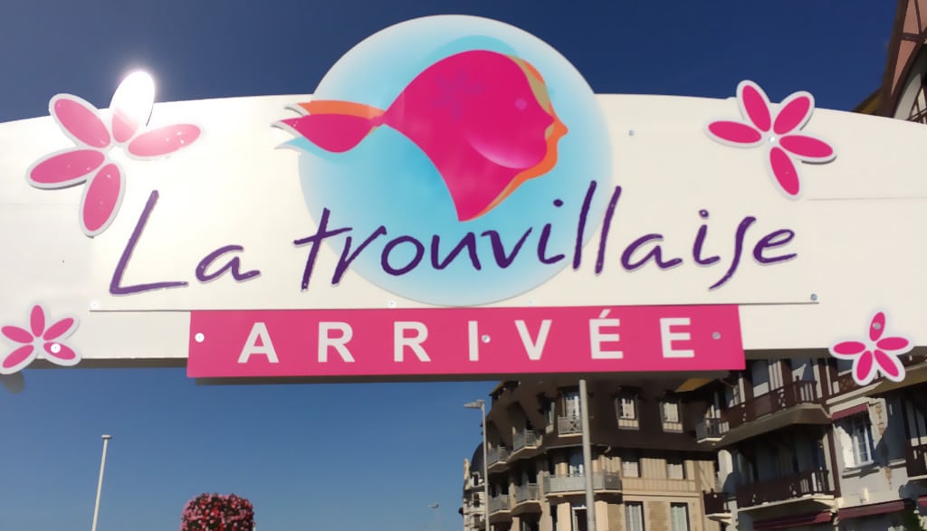 You are currently viewing La « Trouvillaise »: la course des femmes de Trouville-sur-Mer